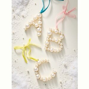 ‘O’ Anthropologie Pearl Monogram Ornament Letter O Gold Color